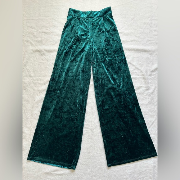 Forever 21 Emerald Green pants - Picture 8 of 10